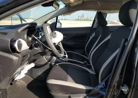 2021 Nissan Versa Sv z USA, uszkodzony, nr VIN 3N1CN8EV2ML895715